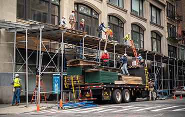 Respect normes travaux en hauteur Montréal
